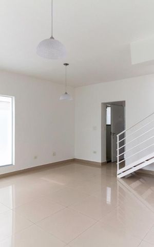 Casa de condomínio para alugar com 114m², 3 quartos e 2 vagasSala
