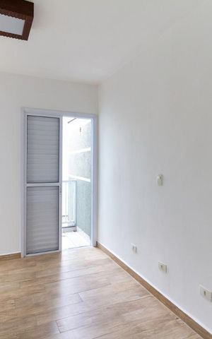 Casa de condomínio para alugar com 114m², 3 quartos e 2 vagasSuíte