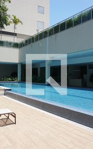 Apartamento para alugar com 80m², 2 quartos e 1 vagaÁrea comum - Piscina