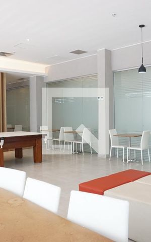 Apartamento para alugar com 80m², 2 quartos e 1 vagaÁrea comum - Salão de festas