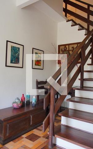 Apartamento para alugar com 139m², 4 quartos e sem vagaÁrea comum - Hall