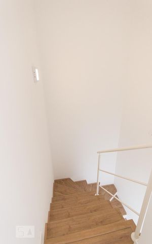 Apartamento à venda com 50m², 1 quarto e 1 vagaEscada 