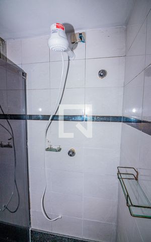 Apartamento à venda com 194m², 3 quartos e 1 vaga Apartamento à venda com 194m², 3 quartos e 1 vagaBanheiro Social