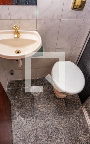Apartamento à venda com 194m², 3 quartos e 1 vaga Apartamento à venda com 194m², 3 quartos e 1 vagaÁrea de Serviço - Banheiro