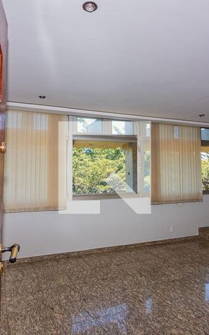 Apartamento à venda com 194m², 3 quartos e 1 vaga Apartamento à venda com 194m², 3 quartos e 1 vagaEntrada
