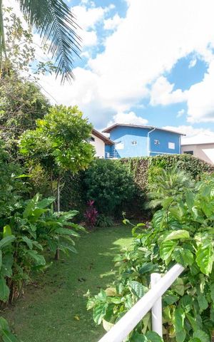 Casa à venda com 300m², 4 quartos e 3 vagas Casa à venda com 300m², 4 quartos e 3 vagasVista Varanda Suíte Quarto 3