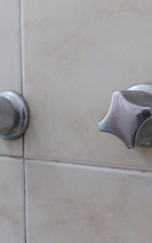 Apartamento para alugar com 74m², 2 quartos e 1 vaga Apartamento para alugar com 74m², 2 quartos e 1 vagaBanheiro 2