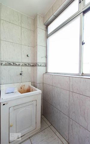 Apartamento à venda com 56m², 2 quartos e 2 vagas Apartamento à venda com 56m², 2 quartos e 2 vagasÁrea de serviço