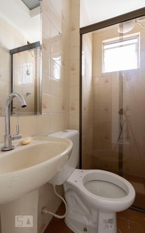 Apartamento para alugar com 53m², 2 quartos e 1 vaga Apartamento para alugar com 53m², 2 quartos e 1 vagaBanheiro