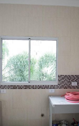 Casa à venda com 230m², 6 quartos e 1 vaga Casa à venda com 230m², 6 quartos e 1 vagaCozinha