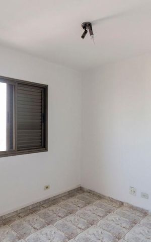 Apartamento à venda com 75m², 3 quartos e 2 vagasQuarto 2