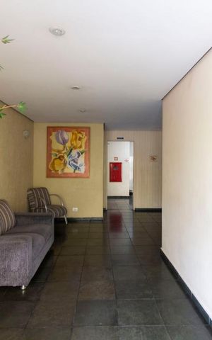 Apartamento à venda com 75m², 3 quartos e 2 vagasHall social