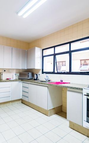Apartamento à venda com 398m², 5 quartos e sem vaga Apartamento à venda com 398m², 5 quartos e sem vagaCozinha