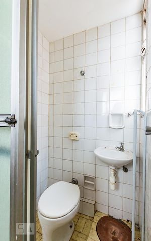 Apartamento para alugar com 66m², 1 quarto e 1 vaga Apartamento para alugar com 66m², 1 quarto e 1 vagaBanheiro de Serviço