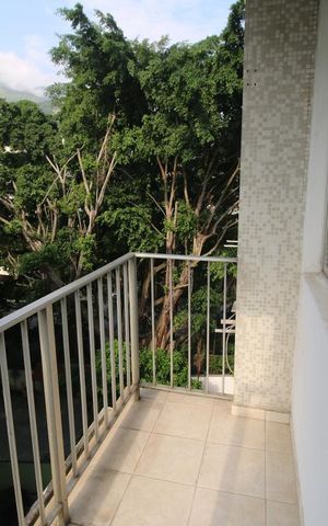Apartamento para alugar com 80m², 2 quartos e 1 vagaVaranda da Sala