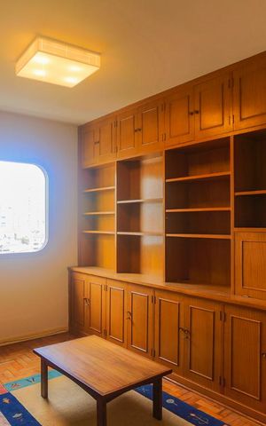 Apartamento à venda com 85m², 2 quartos e 2 vagas Apartamento à venda com 85m², 2 quartos e 2 vagasQuarto 1
