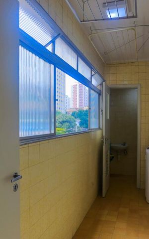 Apartamento à venda com 85m², 2 quartos e 2 vagas Apartamento à venda com 85m², 2 quartos e 2 vagasCorredor de Seviço