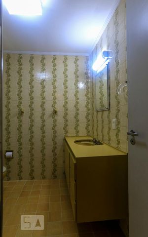 Apartamento à venda com 85m², 2 quartos e 2 vagas Apartamento à venda com 85m², 2 quartos e 2 vagasBanheiro