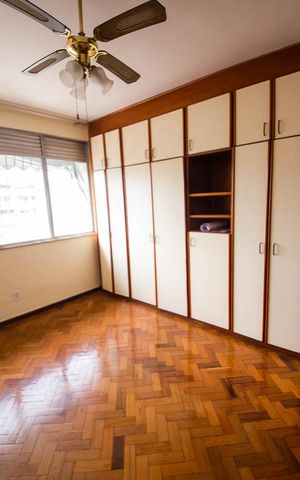 Apartamento à venda com 135m², 4 quartos e 1 vagaSuíte 