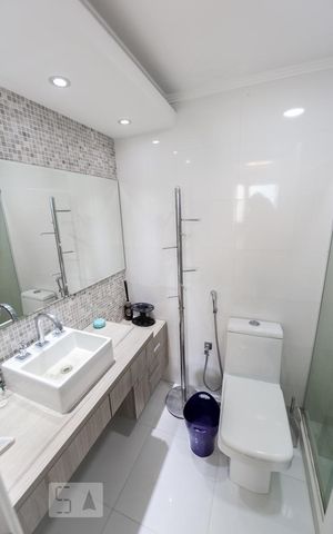 Apartamento para alugar com 144m², 2 quartos e 2 vagasSuíte