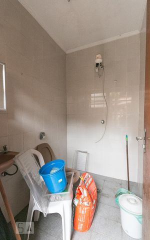 Casa à venda com 400m², 7 quartos e 4 vagasBanheiro de serviço 