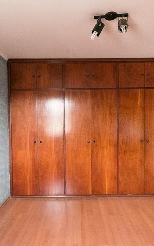 Casa à venda com 400m², 7 quartos e 4 vagasQuarto 2 