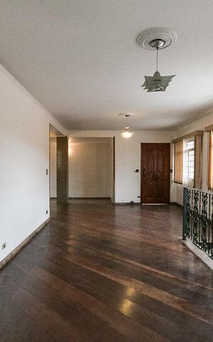 Casa à venda com 400m², 7 quartos e 4 vagasSala 