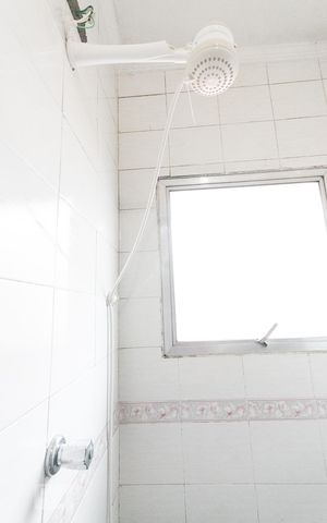 Casa à venda com 400m², 7 quartos e 4 vagasBanheiro da suíte 3 