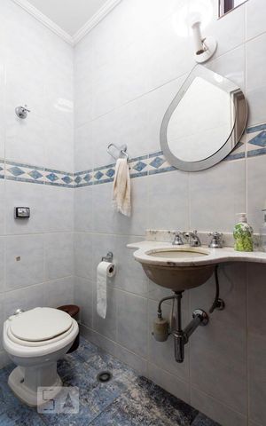 Casa à venda com 146m², 3 quartos e 2 vagasLavabo