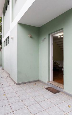 Casa à venda com 146m², 3 quartos e 2 vagasGaragem
