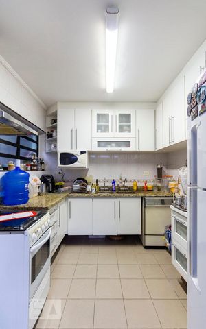 Casa à venda com 146m², 3 quartos e 2 vagasCozinha