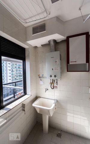 Apartamento à venda com 110m², 3 quartos e 2 vagasCozinha