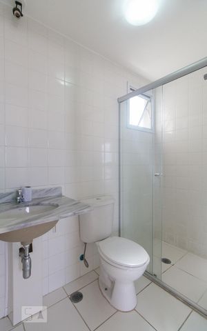 Apartamento para alugar com 65m², 2 quartos e 1 vaga Apartamento para alugar com 65m², 2 quartos e 1 vagaBanheiro