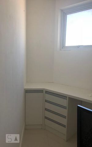 Apartamento para alugar com 283m², 4 quartos e sem vaga Apartamento para alugar com 283m², 4 quartos e sem vagaDormitório