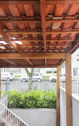 Casa para alugar com 210m², 4 quartos e 2 vagas Casa para alugar com 210m², 4 quartos e 2 vagasVista Sala 1