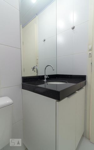 Apartamento à venda com 75m², 2 quartos e 1 vagaBanheiro