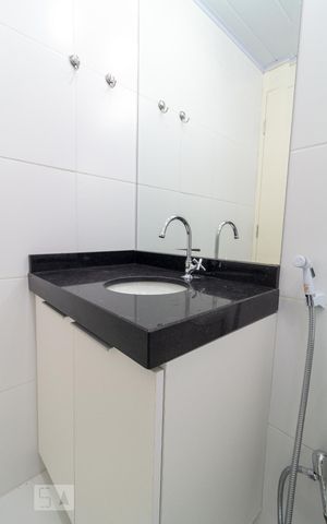 Apartamento à venda com 75m², 2 quartos e 1 vagaBanheiro Suíte
