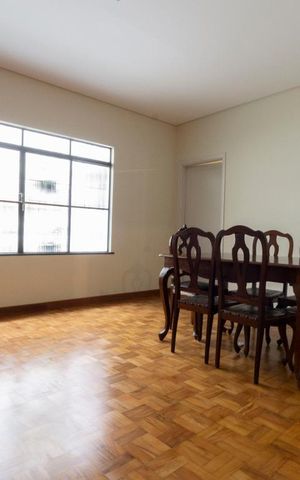 Casa à venda com 144m², 2 quartos e sem vaga Casa à venda com 144m², 2 quartos e sem vagaSala