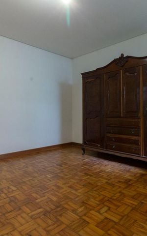 Casa à venda com 144m², 2 quartos e sem vaga Casa à venda com 144m², 2 quartos e sem vagaQuarto 1