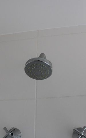 Apartamento para alugar com 58m², 2 quartos e 1 vagaChuveiro