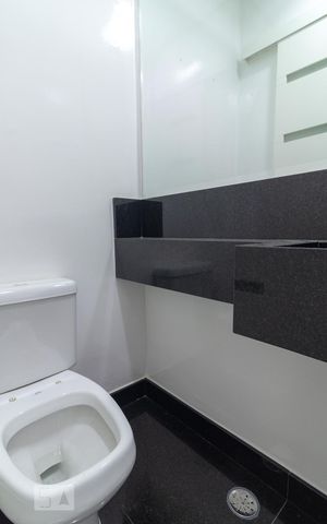 Casa de condomínio à venda com 260m², 4 quartos e 4 vagasLavabo