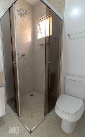 Casa de condomínio à venda com 260m², 4 quartos e 4 vagasBanheiro - Suíte 3