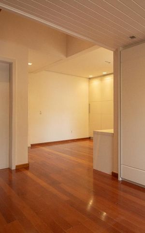 Casa de condomínio à venda com 260m², 4 quartos e 4 vagasSuíte 1