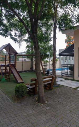Casa de condomínio à venda com 260m², 4 quartos e 4 vagasPlayground