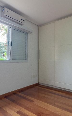 Casa de condomínio à venda com 260m², 4 quartos e 4 vagasSuíte 3
