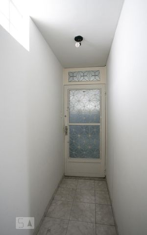 Apartamento à venda com 75m², 2 quartos e 1 vaga Apartamento à venda com 75m², 2 quartos e 1 vagaHall de entrada