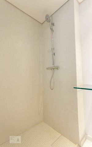 Apartamento para alugar com 69m², 1 quarto e 1 vaga Apartamento para alugar com 69m², 1 quarto e 1 vagaBanheiro