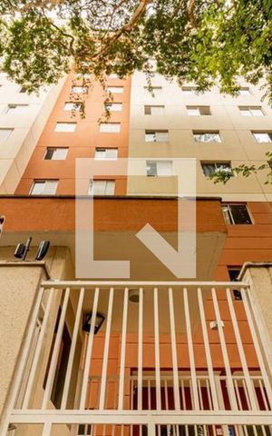 Apartamento para alugar com 46m², 2 quartos e 1 vaga Apartamento para alugar com 46m², 2 quartos e 1 vagaFachada