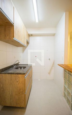 Apartamento para alugar com 46m², 2 quartos e 1 vaga Apartamento para alugar com 46m², 2 quartos e 1 vagaCozinha