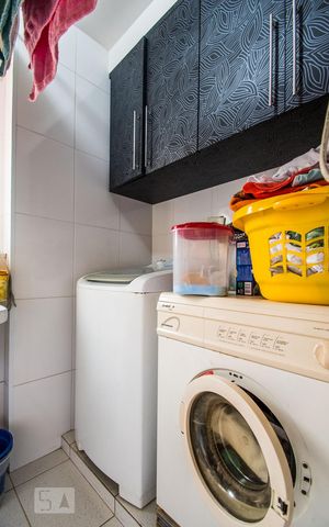 Apartamento à venda com 74m², 3 quartos e 1 vagaÁrea de Serviço